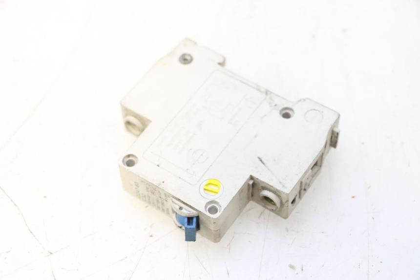 photo de INTERRUPTOR WAYSCRAL E-START 1 (2018 - 2022) - Primer plano técnico