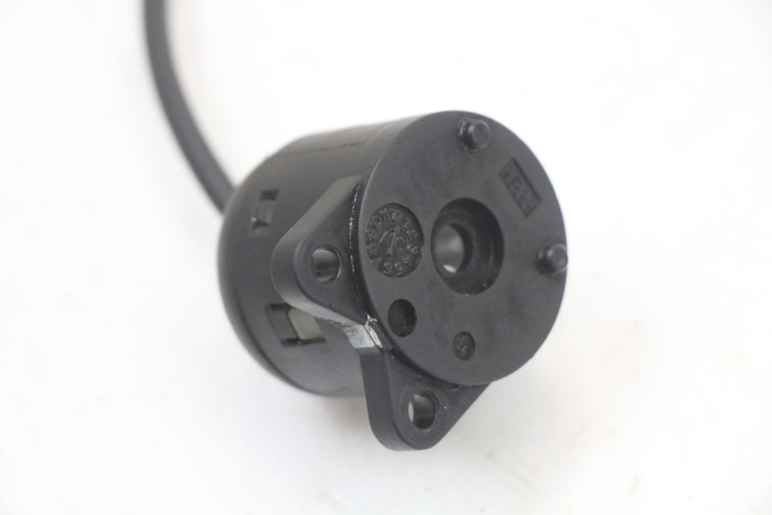 photo de INTERRUPTOR HONDA FES PANTHEON 2T 125 (1998 - 2002) - Primer plano técnico