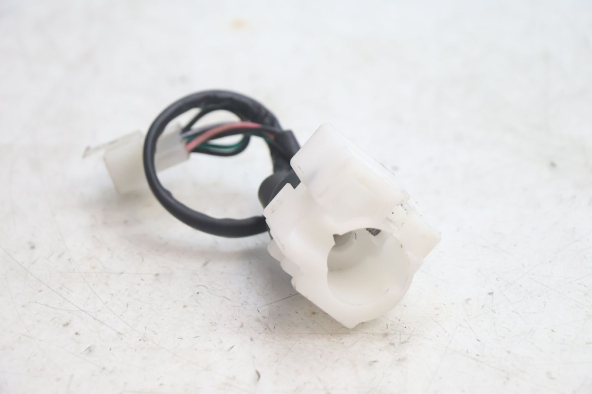 photo de INTERRUPTOR SYM FIDDLE 3 III 50 (2014 - 2020) - Detalle de la pieza