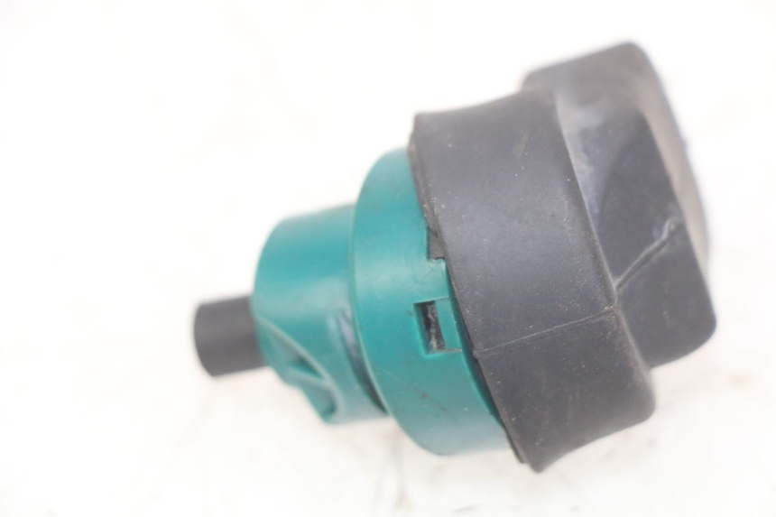 photo de INTERRUPTOR DE ENCENDIDO. PIAGGIO FLY 4T 50 (2013 - 2017) - Zoom estado de uso