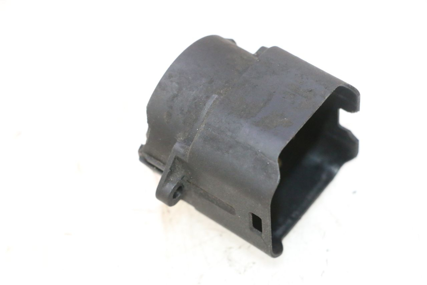 photo de INTERRUPTOR GILERA GP 800 (2007 - 2013) - Detalle de la pieza