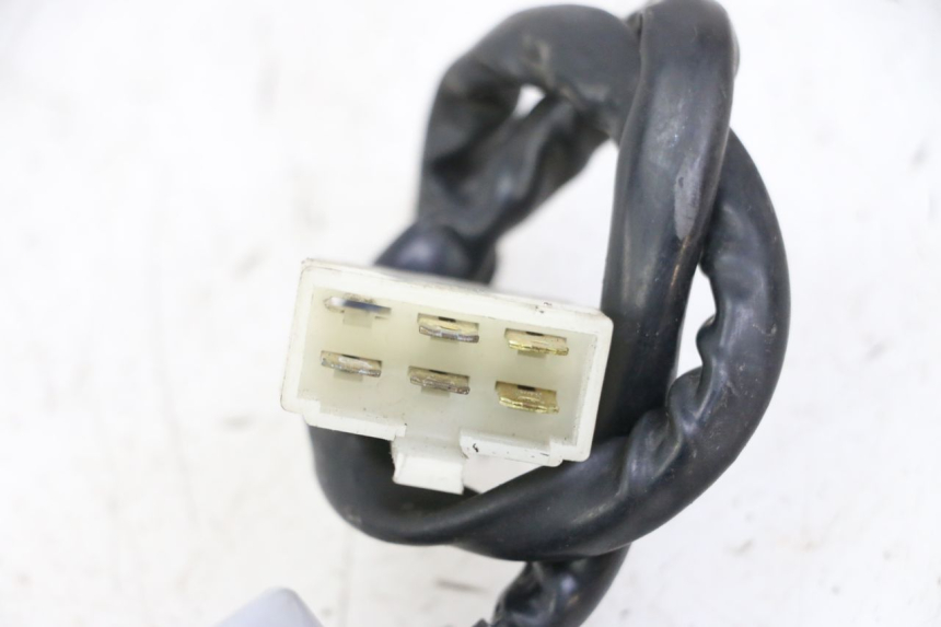 photo de INTERRUPTOR KAWASAKI ZR7 ZR-7 S 750 (1999 - 2004) - Zoom estado de uso