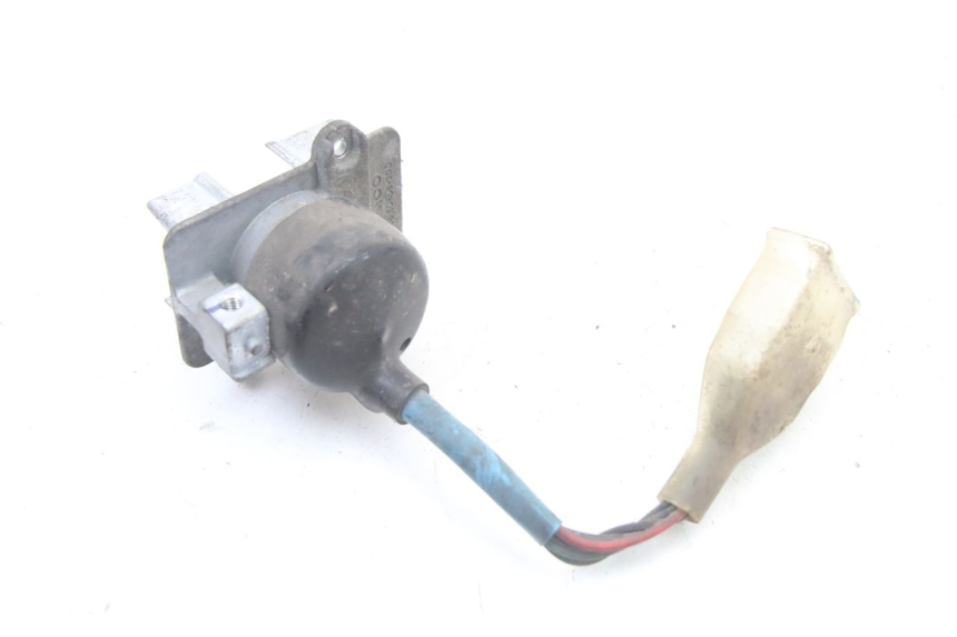 photo de INTERRUPTOR KYMCO DINK 4T 50 (2007 - 2018) - Otra perspectiva