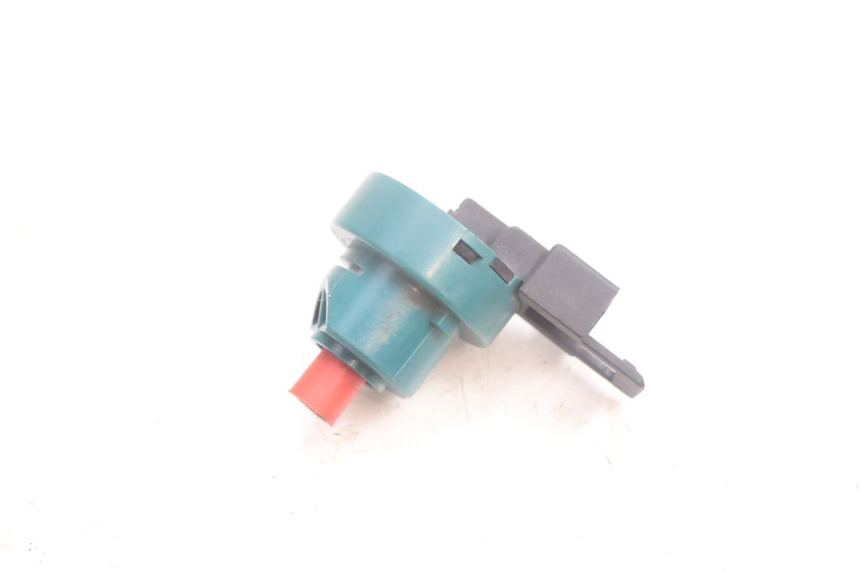 photo de INTERRUPTOR PIAGGIO LIBERTY 125 (1998 - 2008) - Vista principal