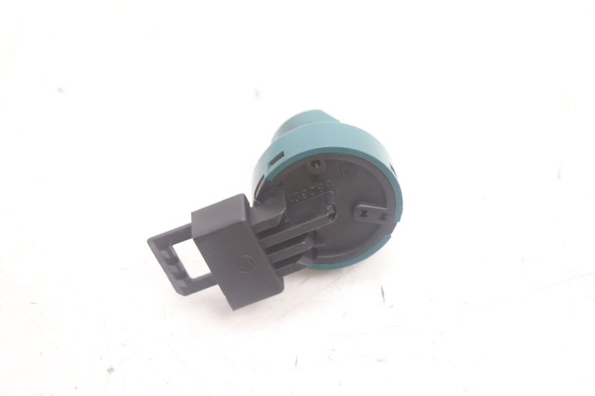 photo de INTERRUPTOR PIAGGIO LIBERTY 50 (1998 - 2003) - Zoom estado de uso