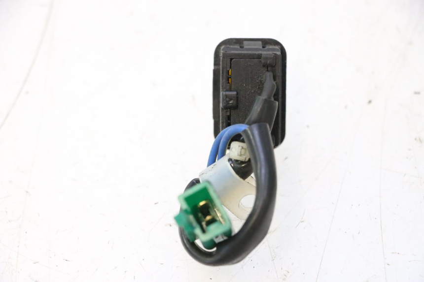 photo de INTERRUPTOR SYM MIO 50 (2005 - 2010) - Detalle de la pieza