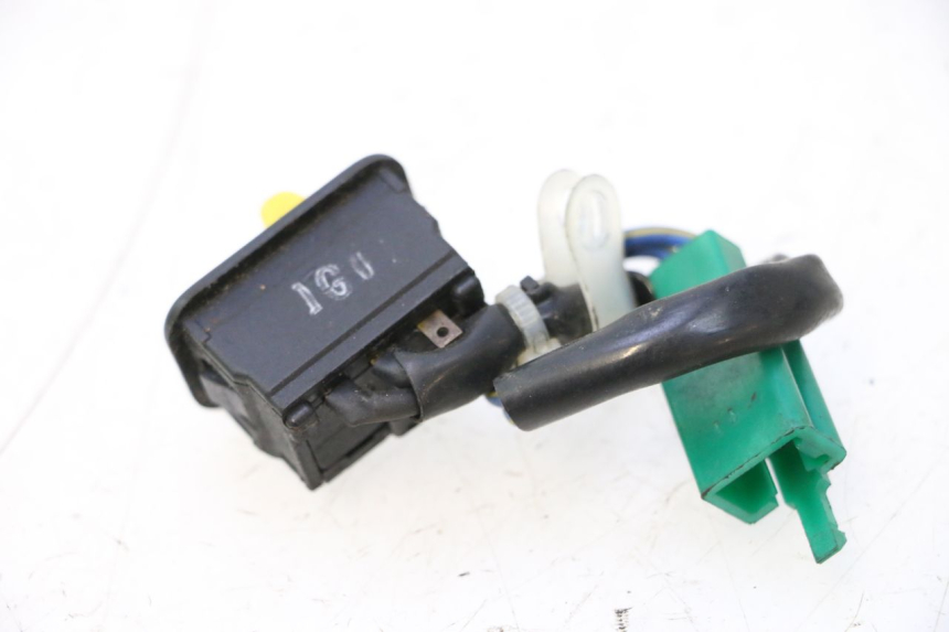 photo de INTERRUPTOR SYM MIO 50 (2005 - 2010) - Otra perspectiva