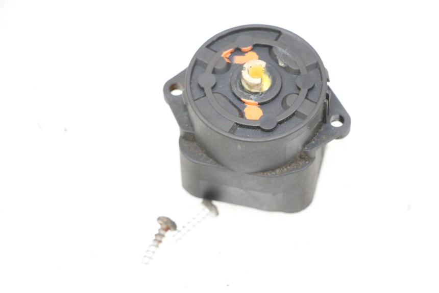 photo de INTERRUPTOR DE ENCENDIDO PIAGGIO MP3 LT 400 (2007 - 2012) - Vista principal