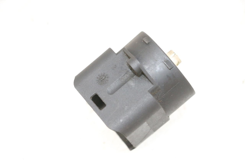 photo de INTERRUPTOR DE ENCENDIDO PIAGGIO MP3 LT 400 (2007 - 2012) - Detalle de la pieza