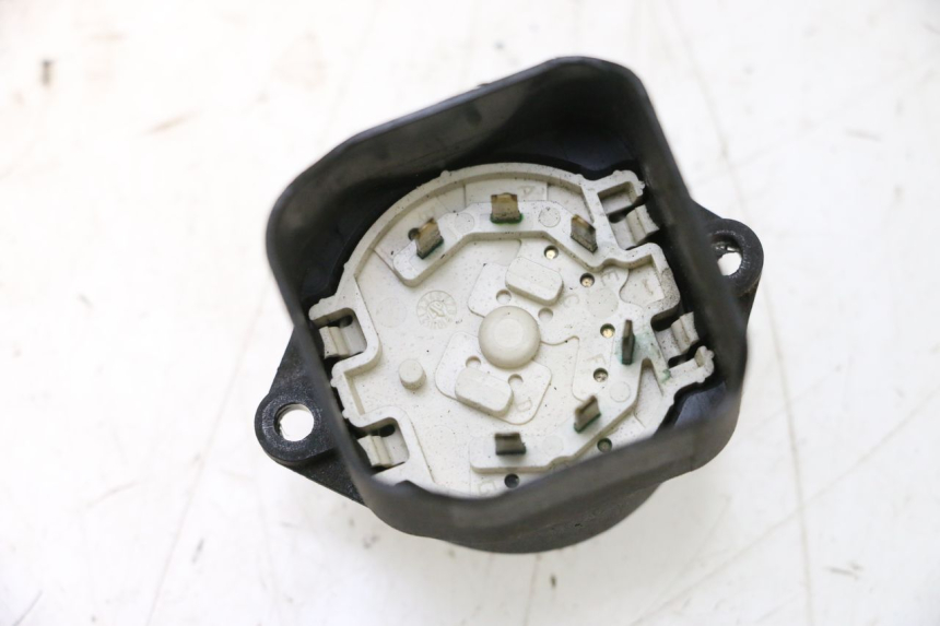 photo de INTERRUPTOR PIAGGIO MP3 RL 250 (2006 - 2010) - Zoom estado de uso