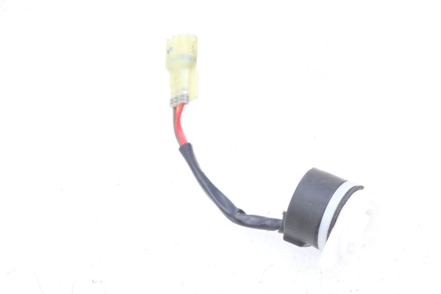 photo de INTERRUPTOR YAMAHA NEO'S CORE 1 (2022 - 2026) - Zoom estado de uso