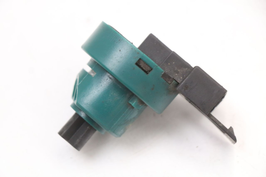 photo de INTERRUPTOR DE ENCENDIDO PIAGGIO NEW TYPHOON 50 (2018 - 2021) - Zoom estado de uso