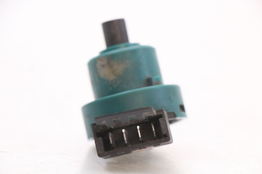 photo de INTERRUPTOR DE ENCENDIDO PIAGGIO NEW TYPHOON 50 (2018 - 2021) - Otra perspectiva