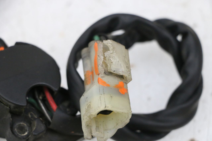 photo de INTERRUPTOR HONDA NSR R 125 (1994 - 2003) - Detalle de la pieza