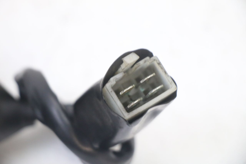 photo de INTERRUPTOR DE ENCENDIDO. PEUGEOT KISBEE 2T 50 (2010 - 2017) - Primer plano técnico