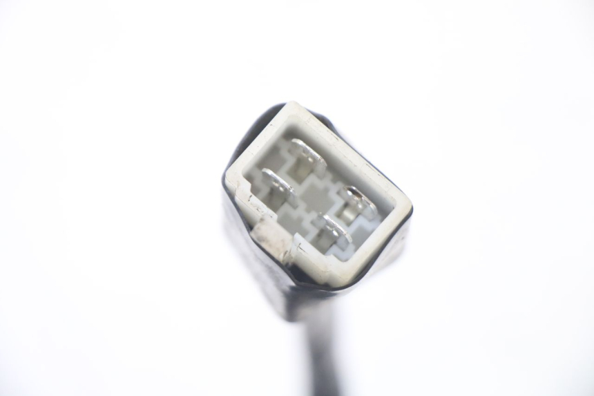 photo de INTERRUPTOR DE ENCENDIDO PEUGEOT KISBEE 4T 50 (2010 - 2017) - Otra perspectiva