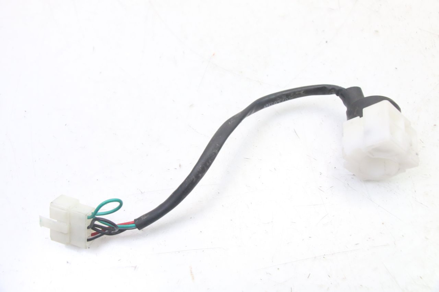 photo de INTERRUPTOR DE ENCENDIDO PEUGEOT TWEET 4T 50 (2023 - 2025) - Zoom estado de uso