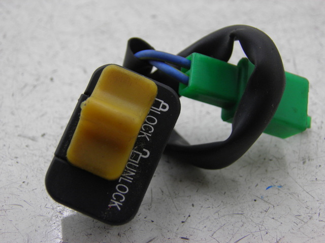 photo de INTERRUPTOR PEUGEOT TWEET 4T 50 (2010 - 2014) - Vista principal