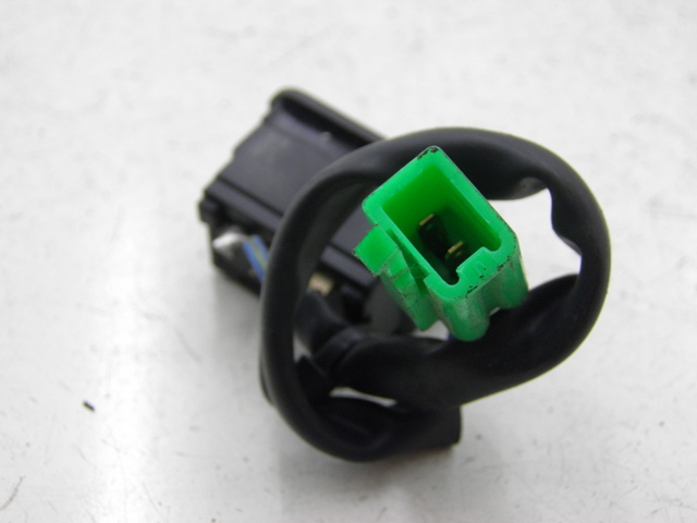 photo de INTERRUPTOR PEUGEOT TWEET 4T 50 (2010 - 2014) - Detalle de la pieza