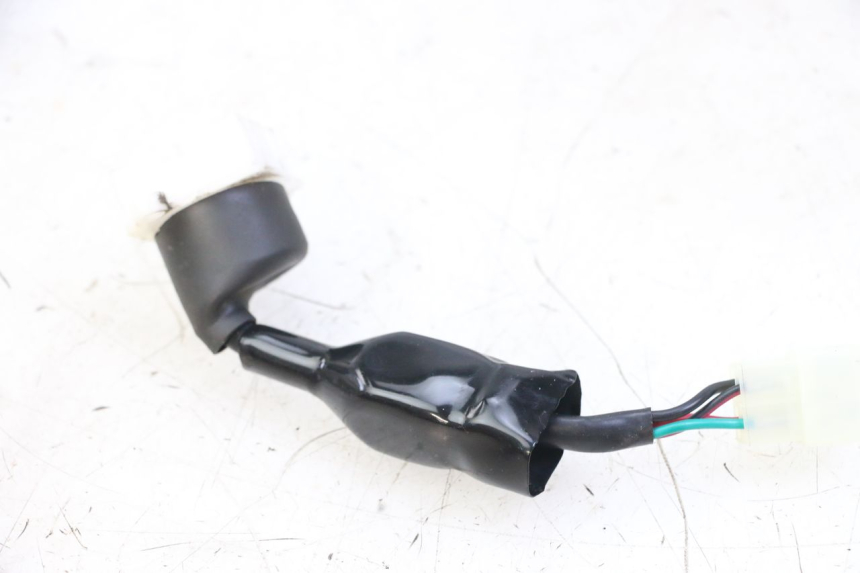 photo de INTERRUPTOR PEUGEOT VIVACITY 125 (2010 - 2017) - Detalle de la pieza