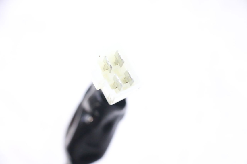 photo de INTERRUPTOR PEUGEOT VIVACITY 125 (2010 - 2017) - Otra perspectiva