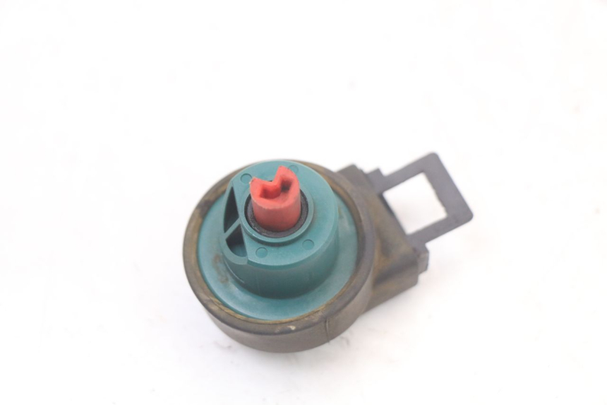 photo de INTERRUPTOR PIAGGIO BEVERLY 125 (1998 - 2005) - Detalle de la pieza