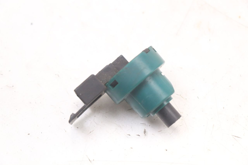 photo de INTERRUPTOR PIAGGIO NEW TYPHOON 50 (2010 - 2017) - Zoom estado de uso