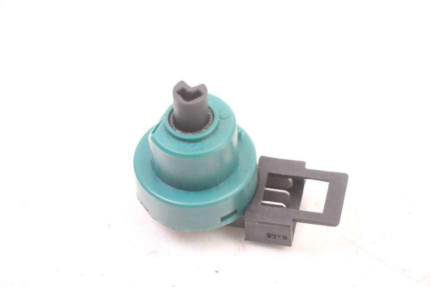 photo de INTERRUPTOR PIAGGIO NRG POWER PUREJET 50 (2018 - 2021) - Detalle de la pieza