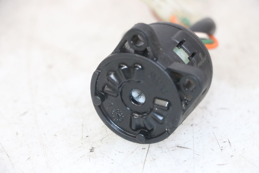 photo de INTERRUPTOR APRILIA RALLY AC 50 (1995 - 2004) - Detalle de la pieza