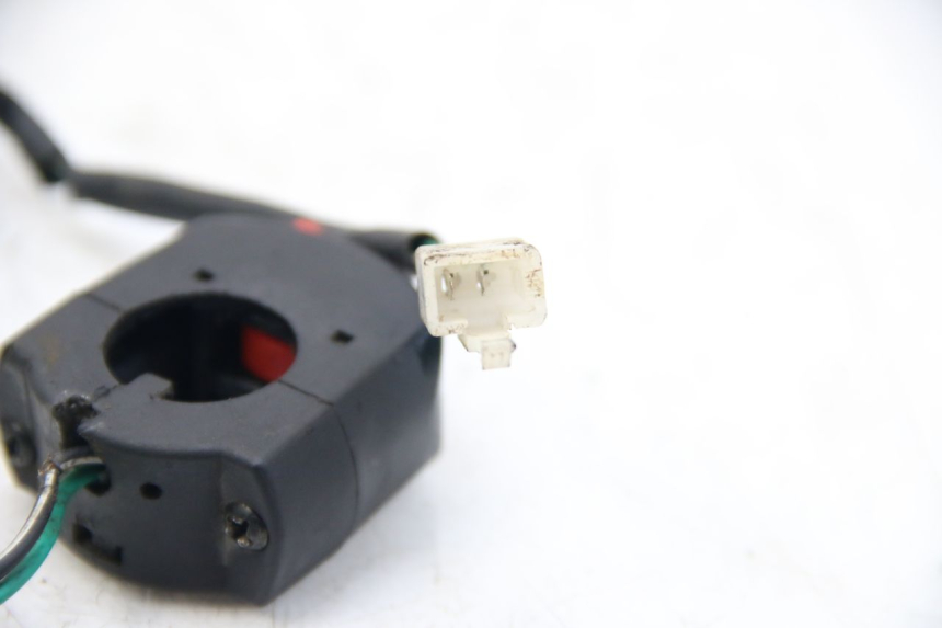 photo de INTERRUPTOR DE ENCENDIDO APOLLO RFZ 125 - Zoom estado de uso