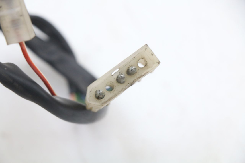 photo de INTERRUPTOR APRILIA RS 50 (2006 - 2010) - Primer plano técnico