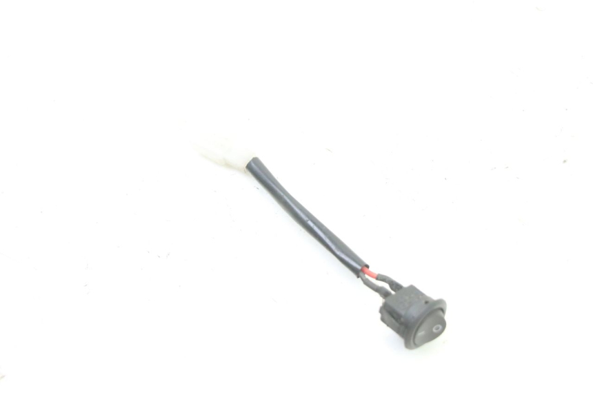 photo de INTERRUPTOR DE ENCENDIDO APOLLO RXF 125 - Otra perspectiva