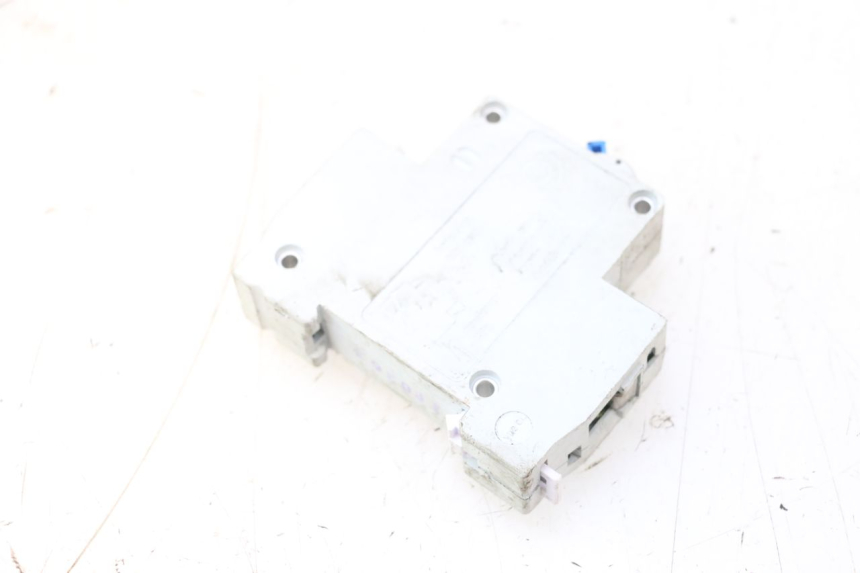 photo de INTERRUPTOR BAIKU SAKURA 1 (2021 - 2025) - Detalle de la pieza