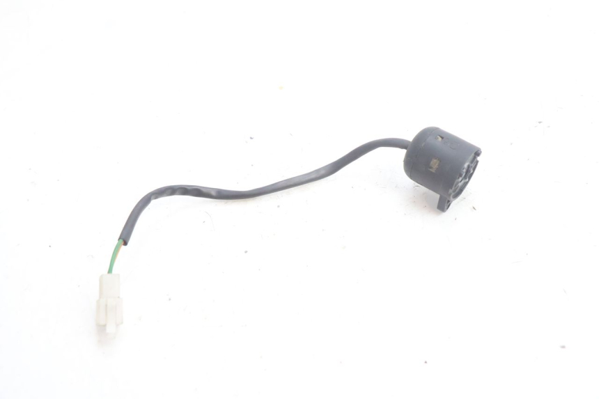 photo de INTERRUPTOR APRILIA SCARABEO GT 125 (1999 - 2007) - Primer plano técnico