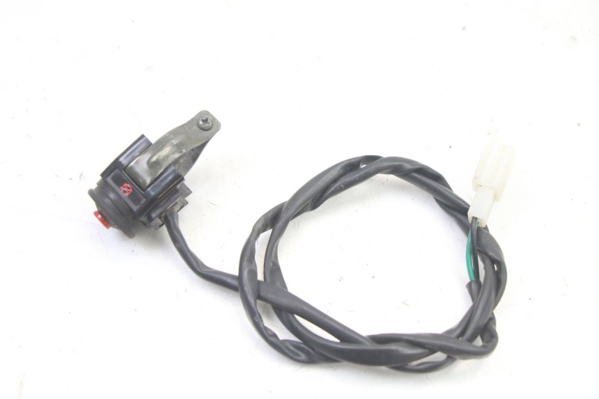 photo de INTERRUPTOR SMALL MX THUNDER 250 - Primer plano técnico