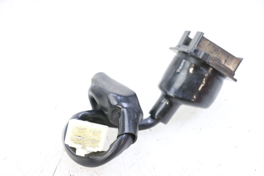 photo de INTERRUPTOR PEUGEOT SPEEDFIGHT 4 2T 50 (2015 - 2019) - Zoom estado de uso
