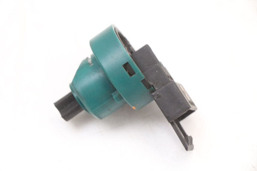 photo de INTERRUPTOR APRILIA SR 2T 50 (2018 - 2022) - Zoom estado de uso