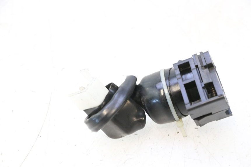 photo de INTERRUPTOR VASTRO STREET S 50 (2016 - 2021) - Zoom estado de uso
