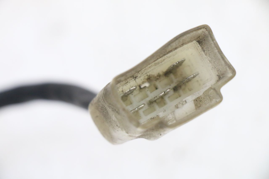 photo de INTERRUPTOR DE ENCENDIDO SYM FIDDLE 3 III 125 (2014 - 2020) - Primer plano técnico