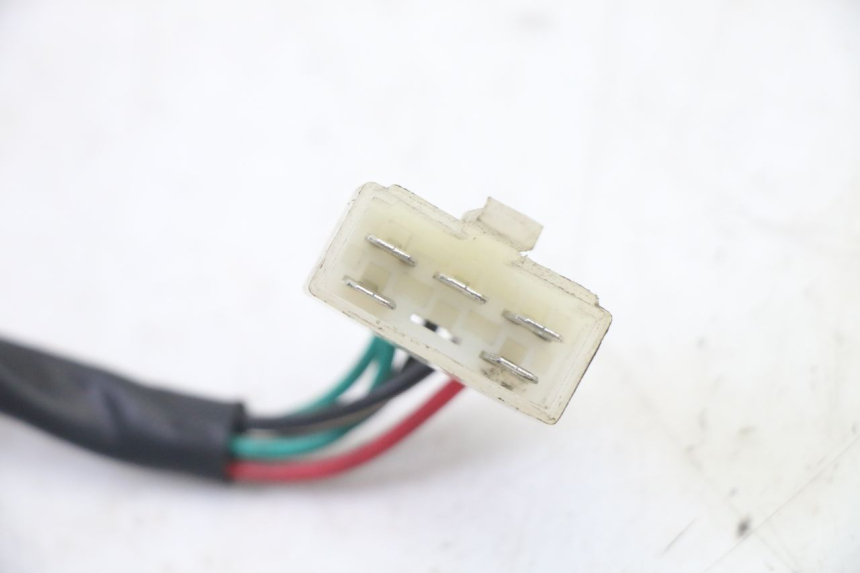 photo de INTERRUPTOR DE ENCENDIDO. PEUGEOT TWEET 4T 50 (2014 - 2019) - Zoom estado de uso