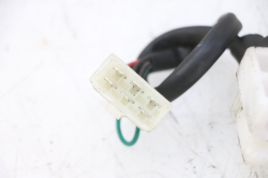 photo de INTERRUPTOR DE ENCENDIDO. PEUGEOT TWEET 4T 50 (2018 - 2022) - Zoom estado de uso