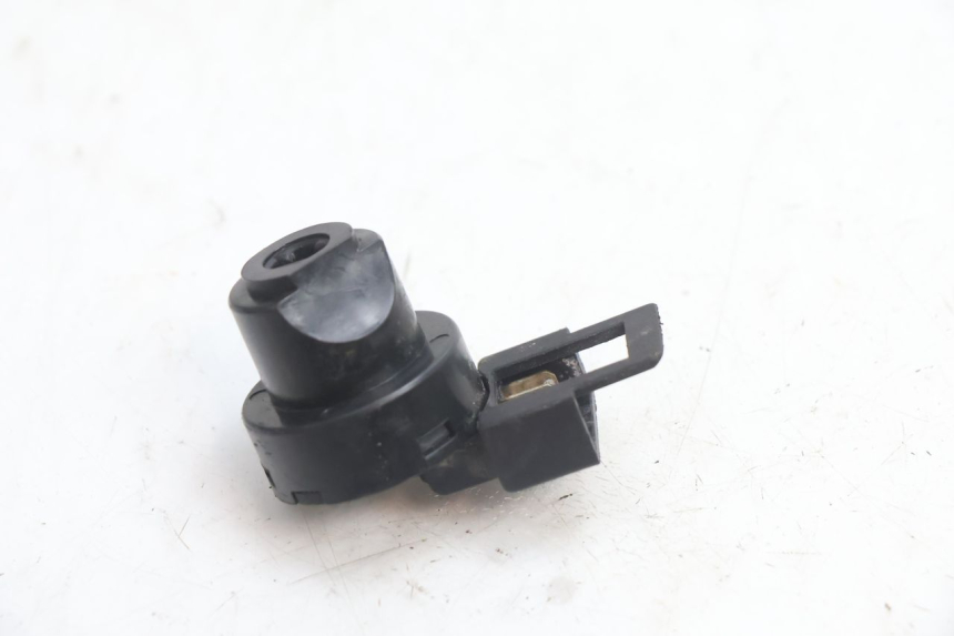 photo de INTERRUPTOR PIAGGIO TYPHOON 50 (2000 - 2009) - Detalle de la pieza
