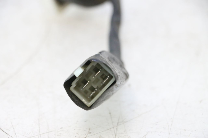 photo de INTERRUPTOR PEUGEOT VIVACITY NEW 2T 50 (2008 - 2017) - Zoom estado de uso