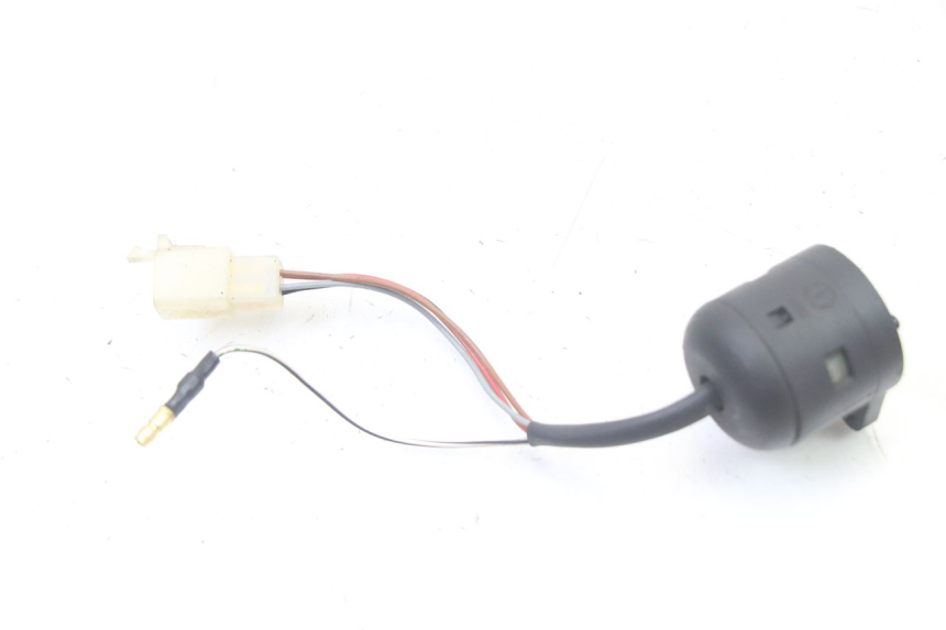 photo de INTERRUPTOR YAMAHA WHY 50 (1998 - 2000) - Primer plano técnico