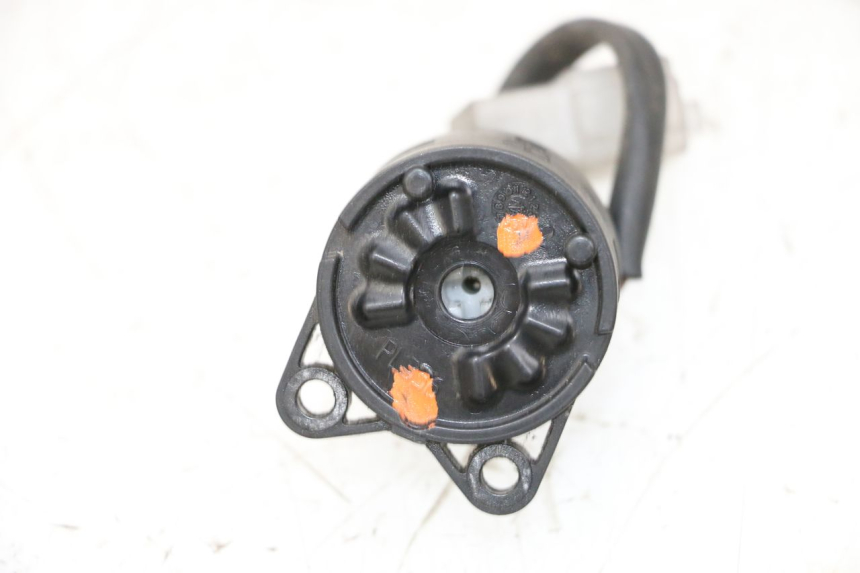 photo de INTERRUPTOR DE ENCENDIDO YAMAHA XMAX X-MAX 125 (2006 - 2009) - Zoom estado de uso