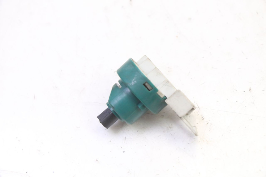 photo de INTERRUPTOR DE ENCENDIDO PIAGGIO X9 EVOLUTION 125 (2003 - 2007) - Vista principal