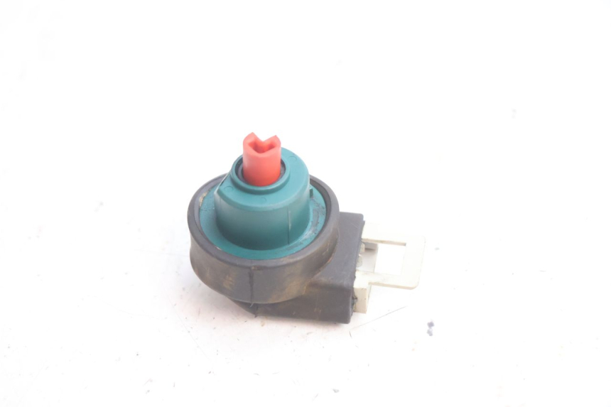 photo de INTERRUPTOR DE ENCENDIDO PIAGGIO X9 EVOLUTION 125 (2003 - 2007) - Detalle de la pieza