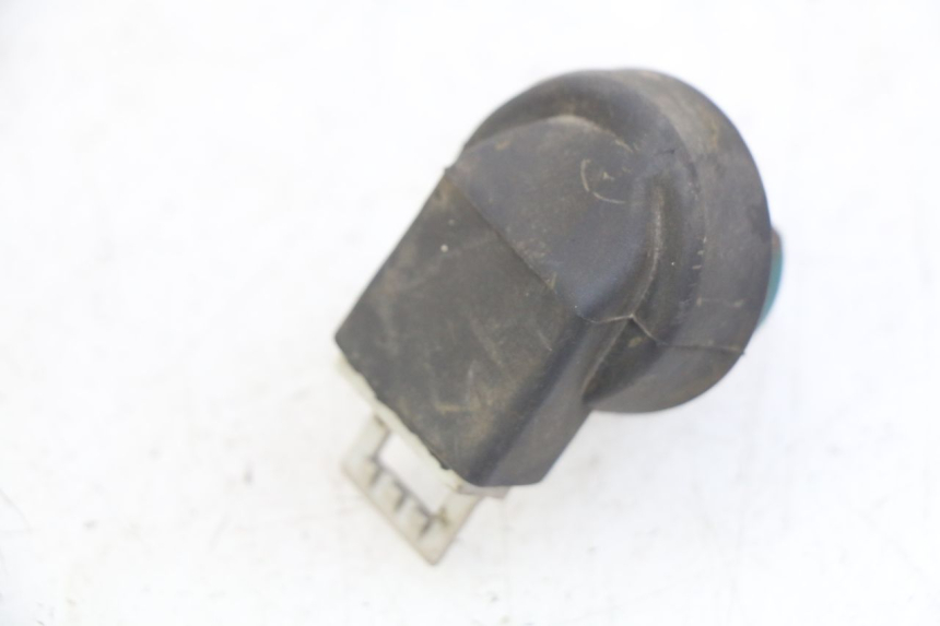 photo de INTERRUPTOR DE ENCENDIDO PIAGGIO XEVO - X EVO 125 (2007 - 2017) - Zoom estado de uso