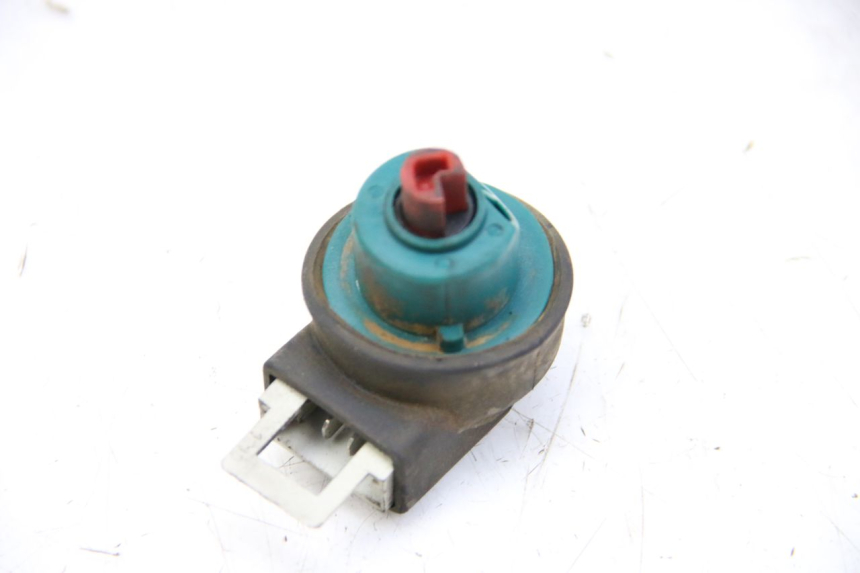photo de INTERRUPTOR DE ENCENDIDO PIAGGIO XEVO - X EVO 125 (2007 - 2017) - Otra perspectiva