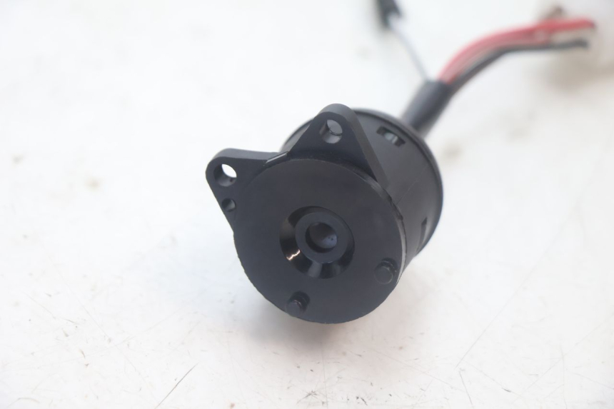 photo de INTERRUPTOR DE ENCENDIDO. YAMAHA YP MAJESTY 125 (2007 - 2010) - Detalle de la pieza